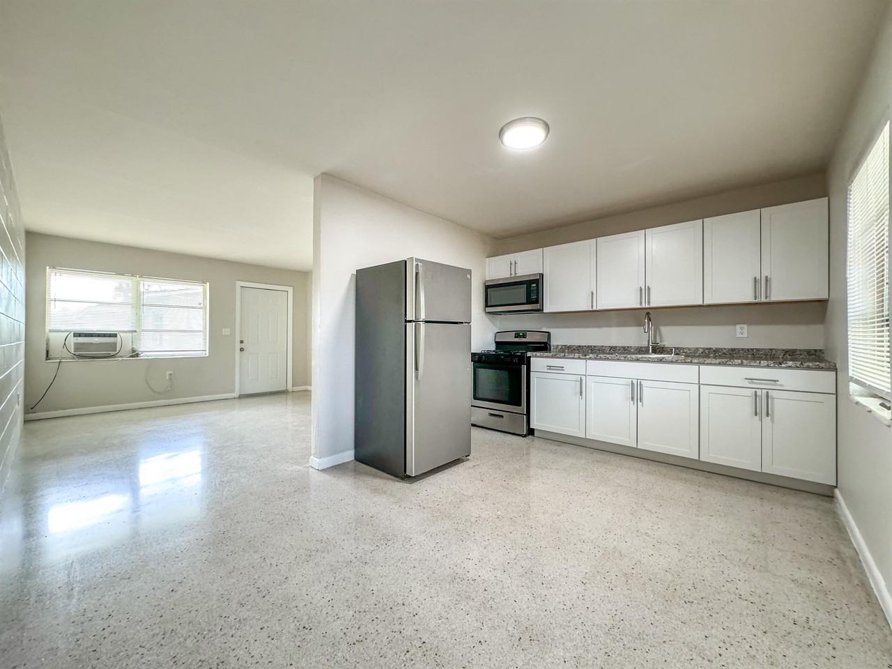 2504 Avenue FUnit A #2504A - Photo 3 of 25
