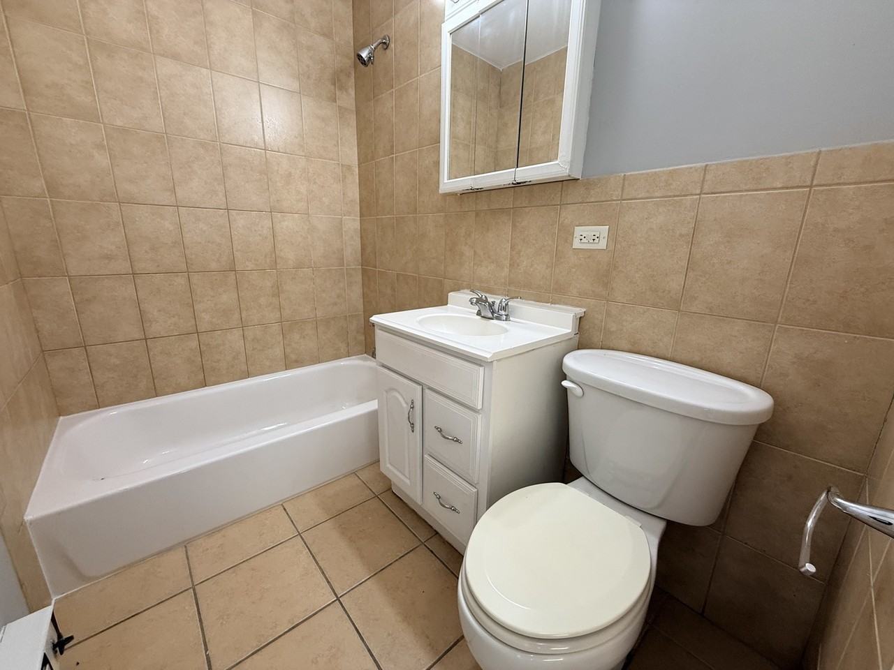 2407 Randall Lane - Photo 5 of 16