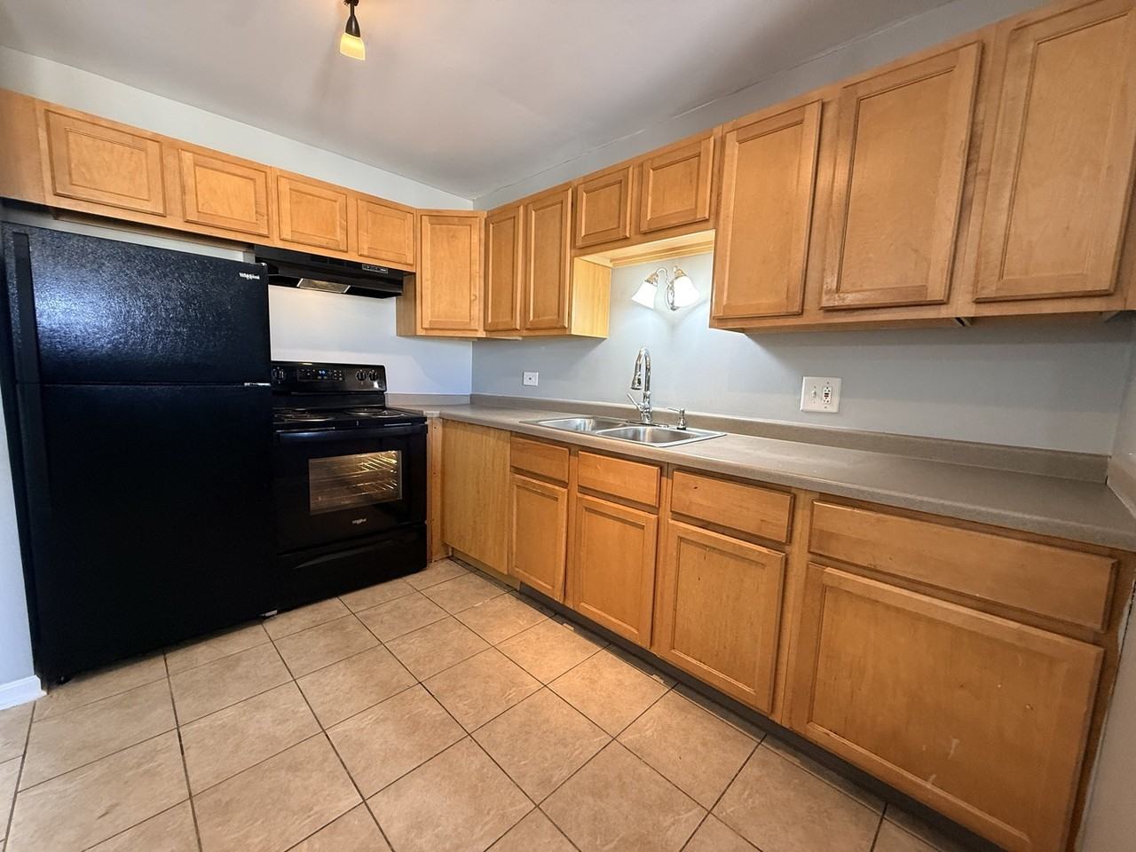 2407 Randall Lane - Photo 6 of 16