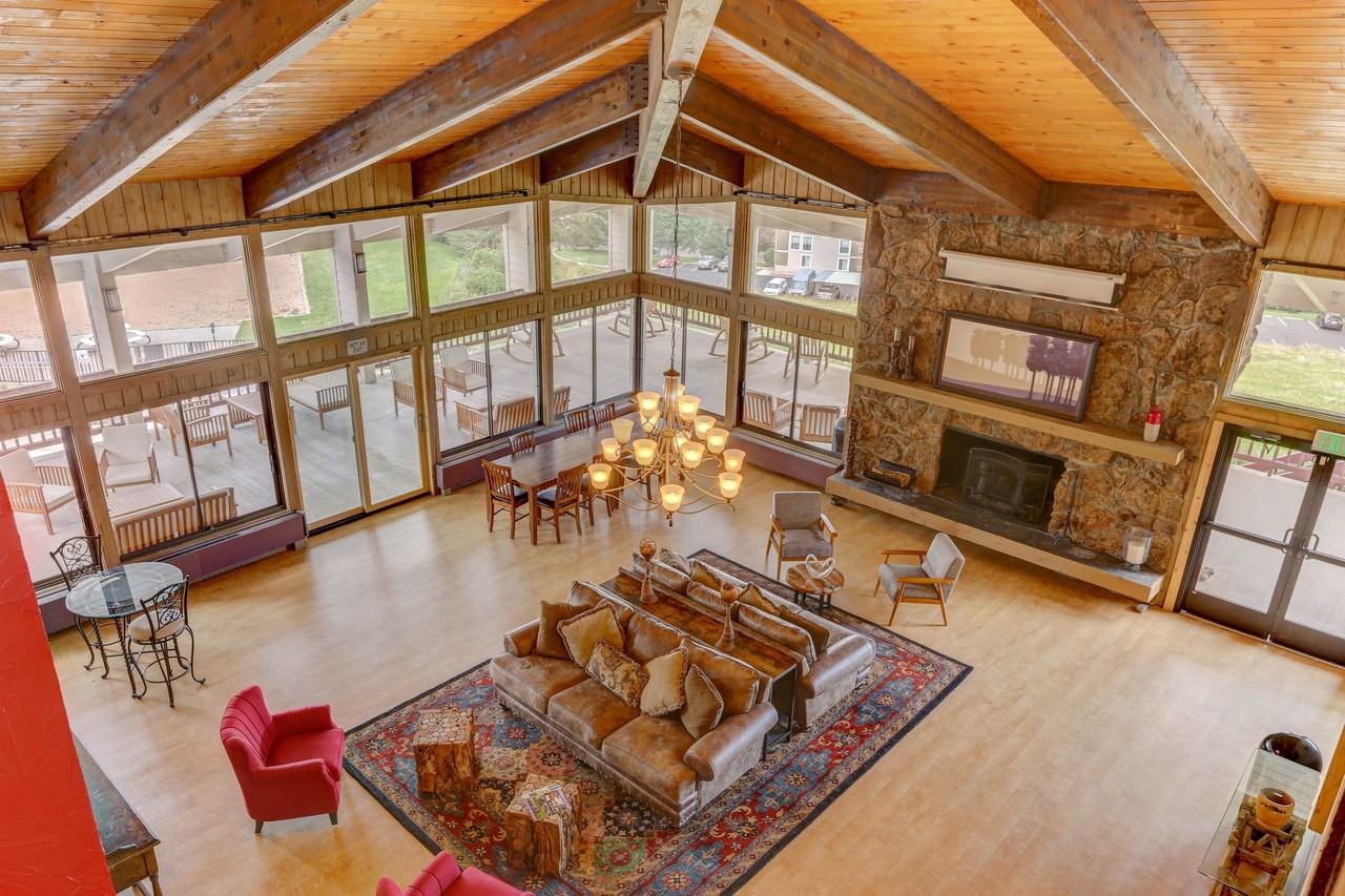 Summit View Village Apartments - Photo 5 of 34