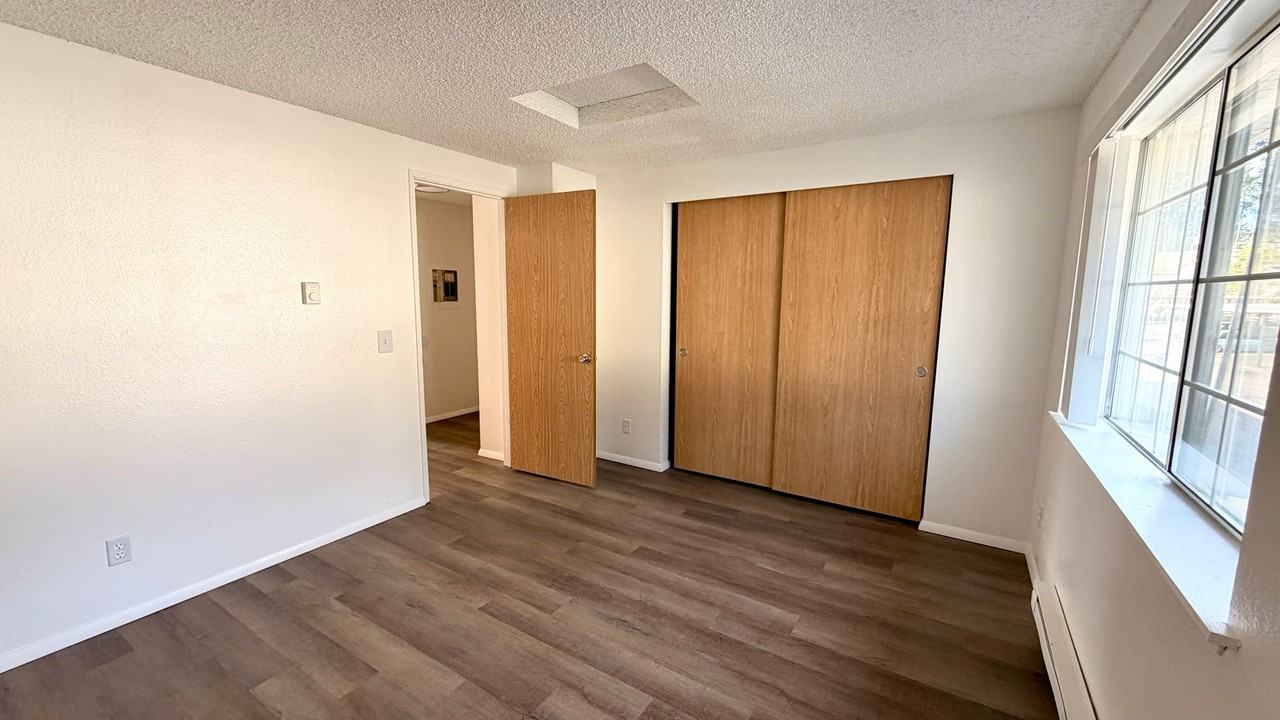 Clearwater Ridge Apartments - Photo 4 of 11