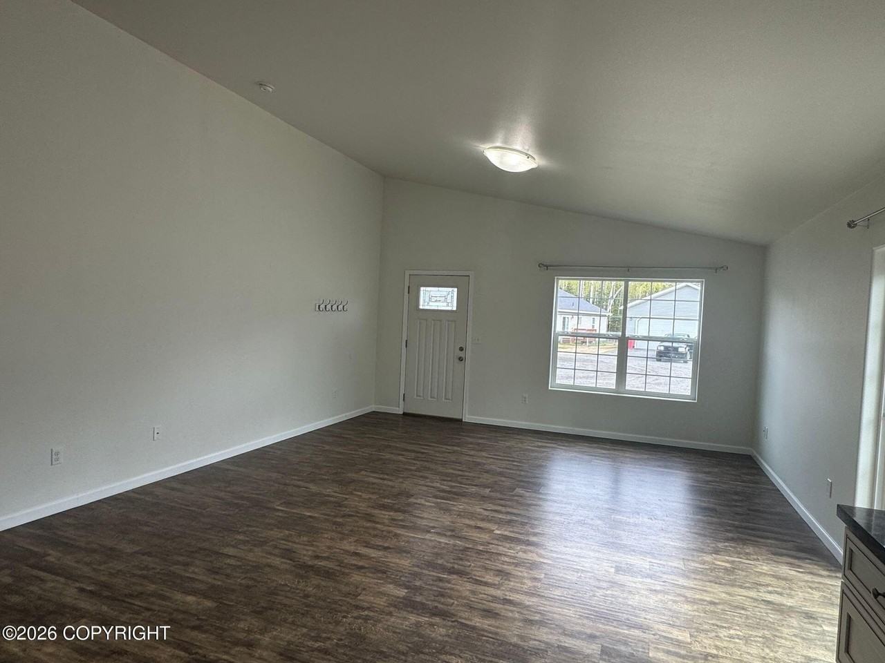 4564 W Fraser Dr - Photo 4 of 18