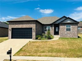 featured image of 2648 S Olive Ct
