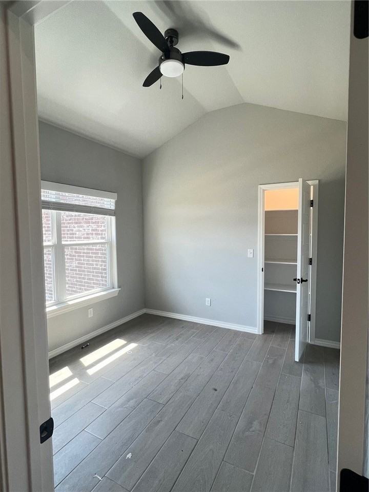 2648 S Olive Ct - Photo 6 of 17