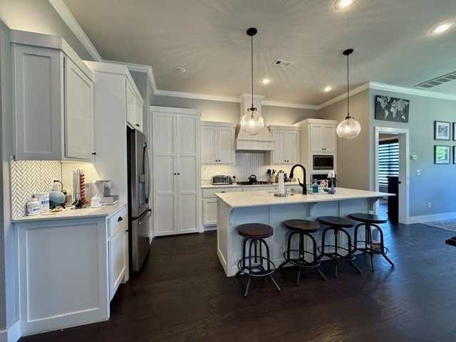 2979 W Sauter Ln - Photo 7 of 34