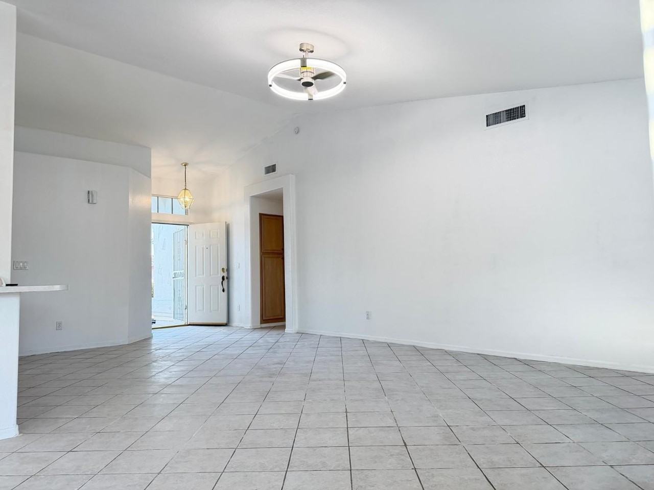 7283 W Tina Ln - Photo 3 of 26