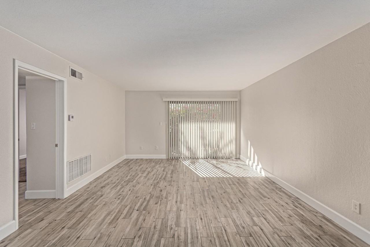 3825 E Camelback Rd #137 - Photo 4 of 26