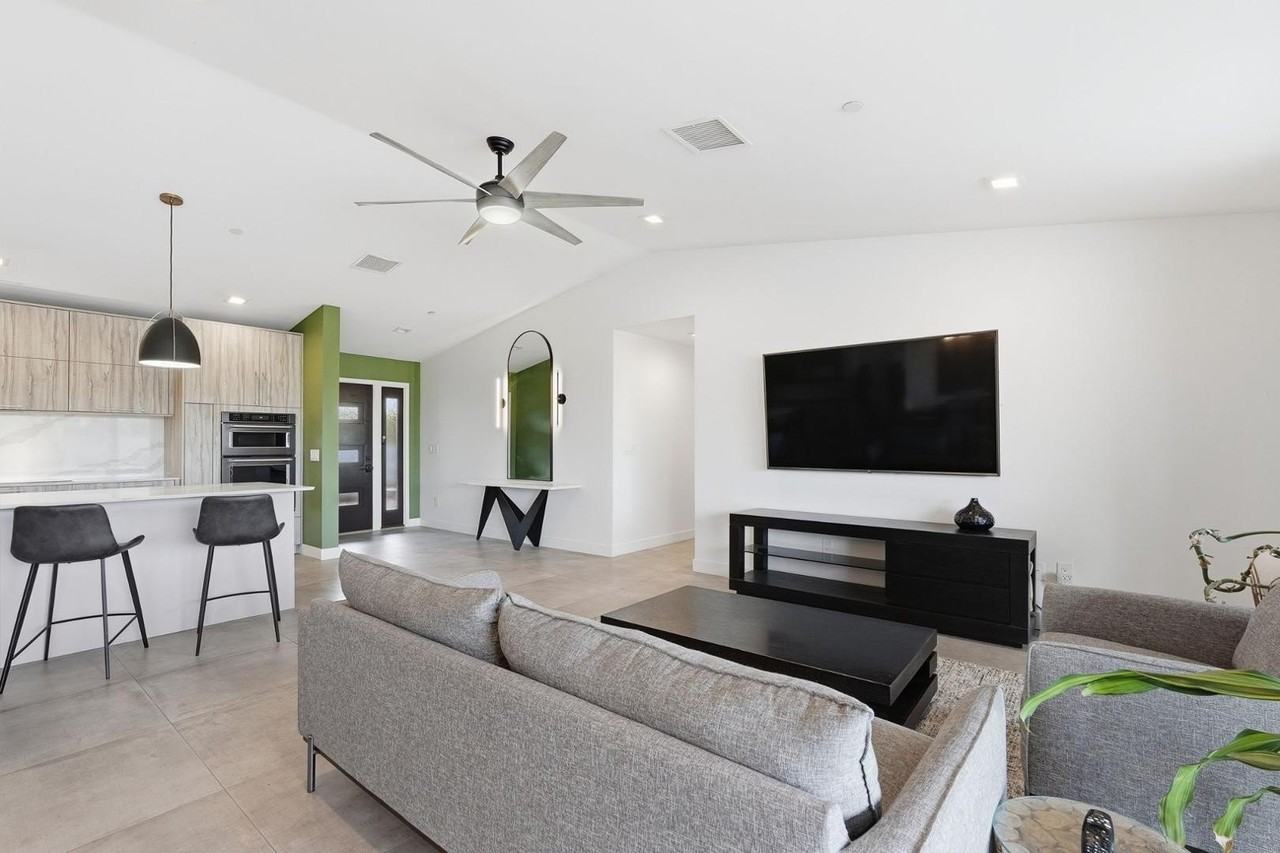 6519 N 86th Pl - Photo 5 of 46