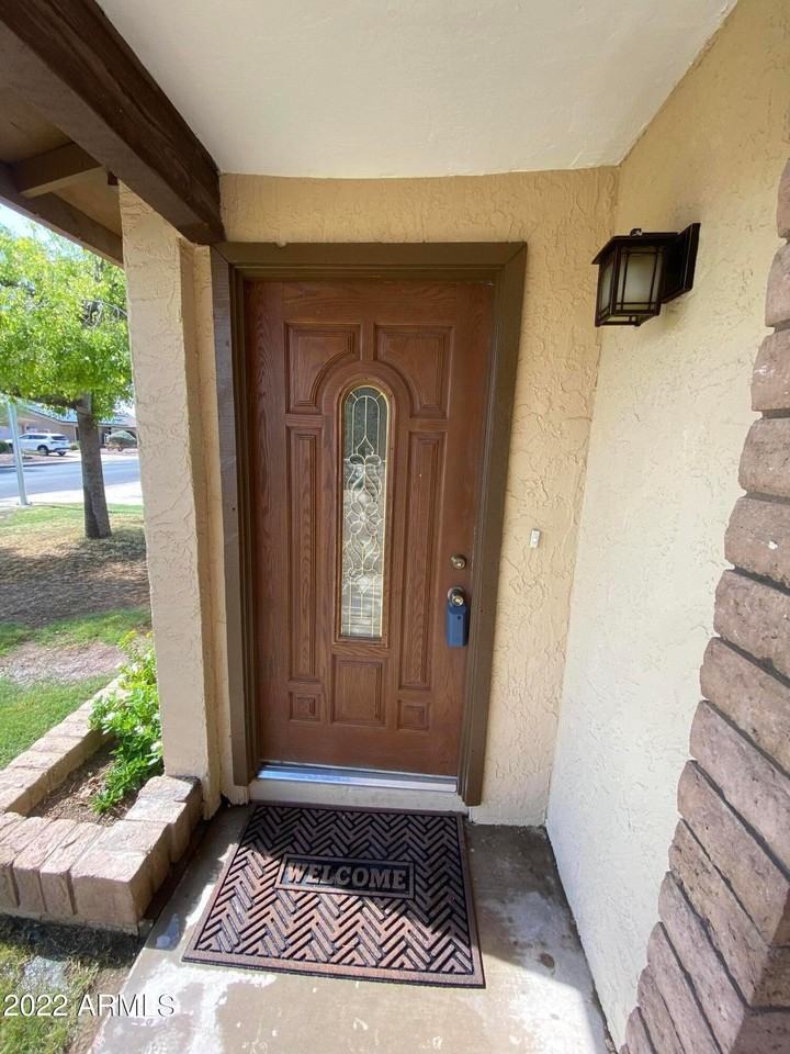 2046 S Emerson - Photo 4 of 28