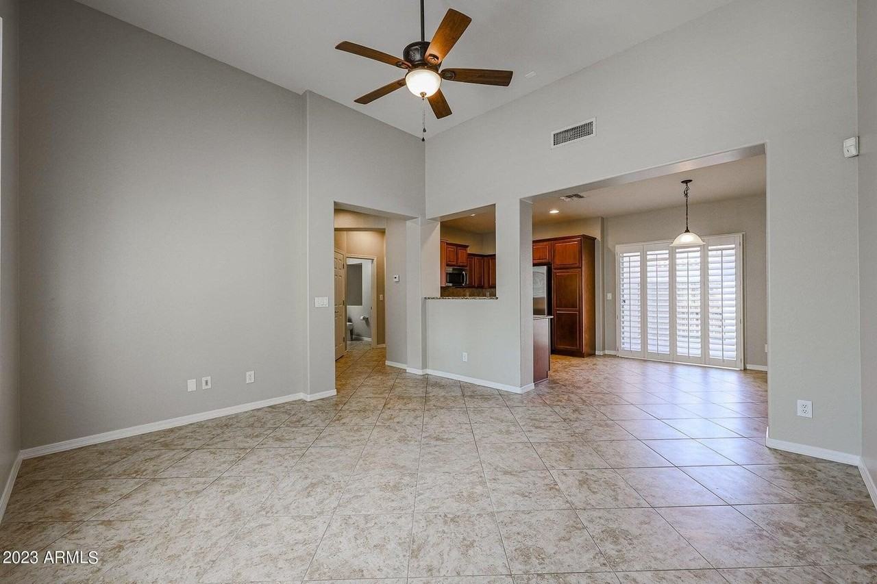 29319 N 21st Dr - Photo 6 of 46