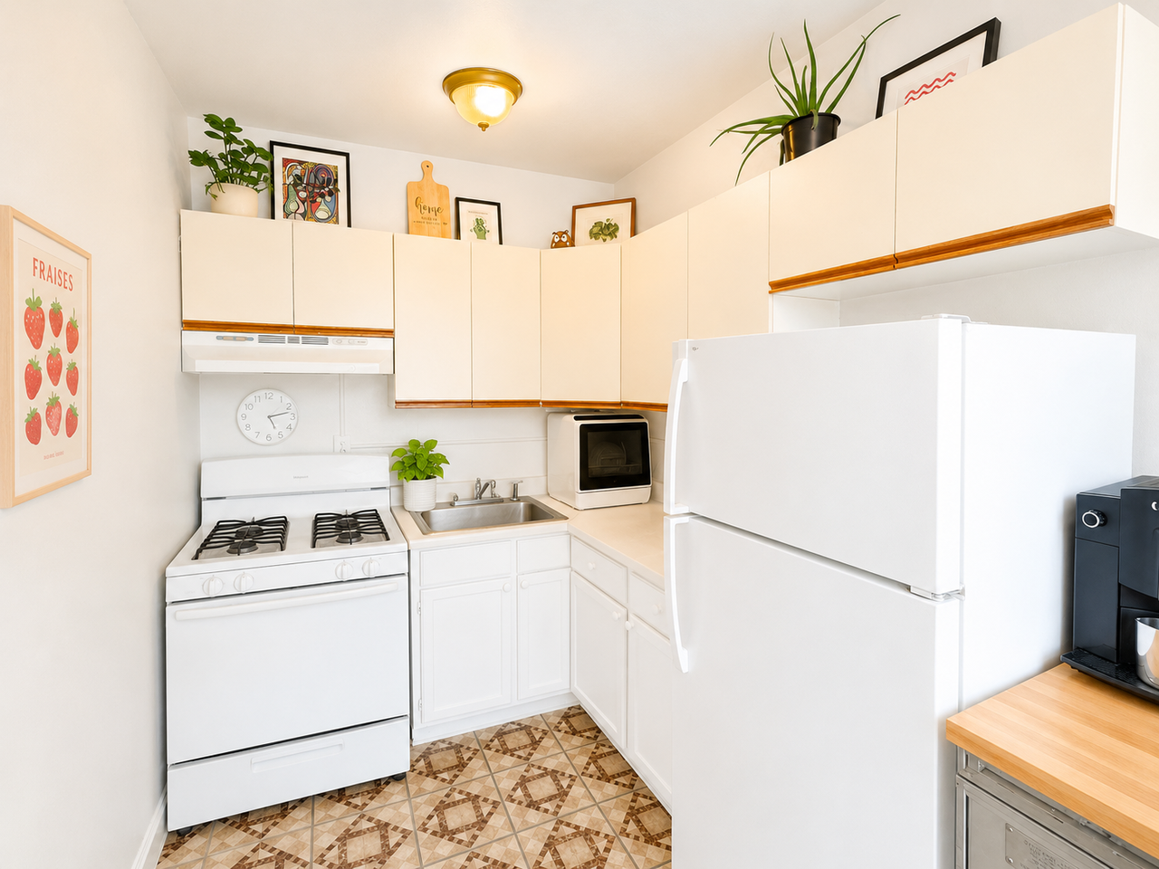 1635 W Morse Ave #308 - Photo 6 of 8