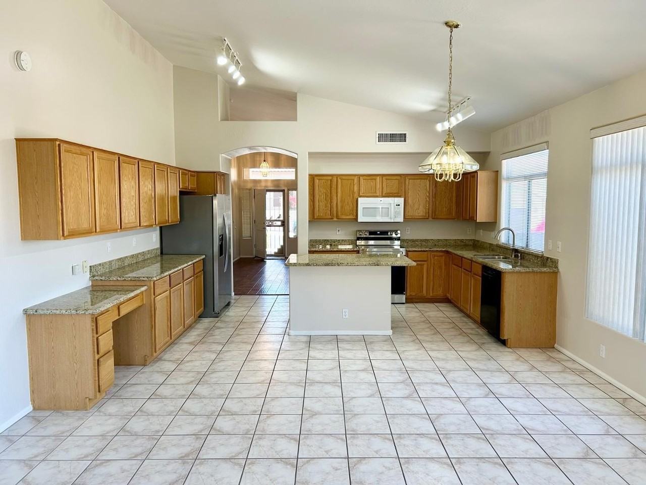 1230 E Captain Dreyfus Ave - Photo 7 of 24