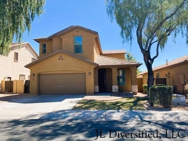 4081 E Torrey Pines Ln - Photo 2 of 37