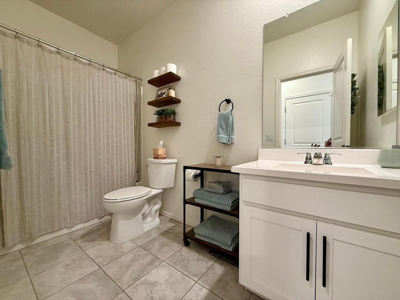 19716 W Roma Ave - Photo 4 of 16