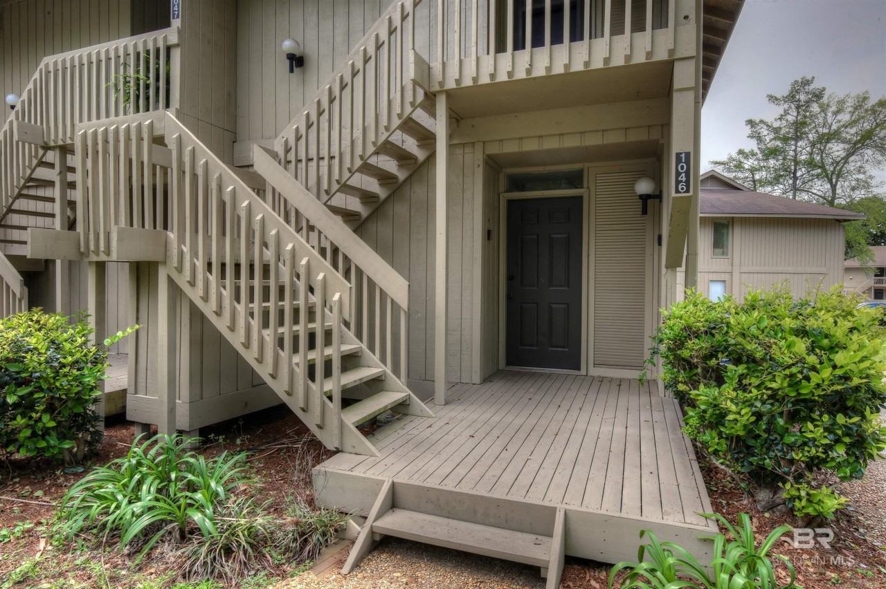 1046 Seacliff Dr N #2A - Photo 2 of 15