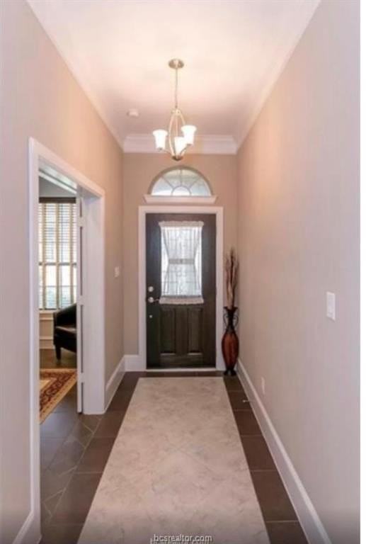 2513 Hailes Ln - Photo 3 of 20