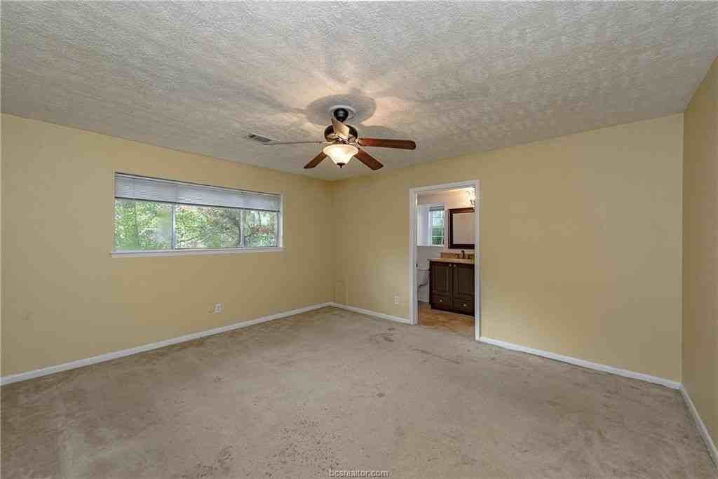 1111 Westover St - Photo 7 of 16