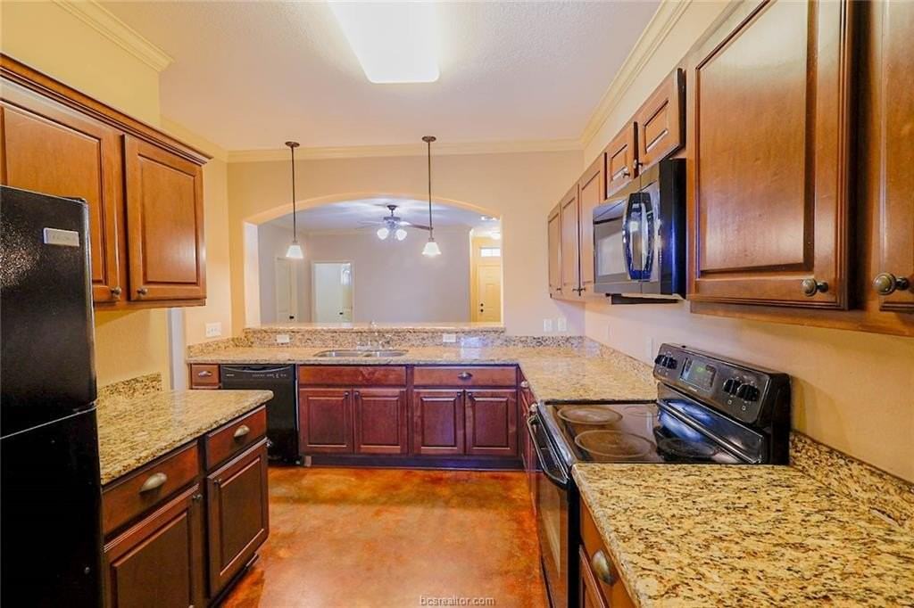 500 Deacon Dr W - Photo 3 of 10