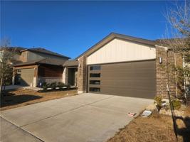 featured image of 960 Lady Bird Ln