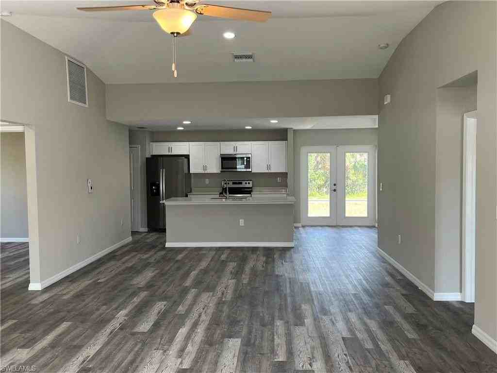 2397 Nantucket Ter - Photo 5 of 24
