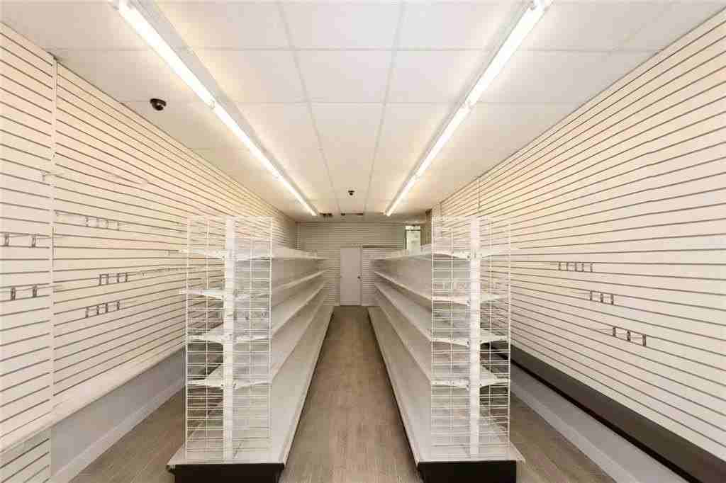 5910 Fort Hamilton Pkwy - Photo 5 of 9