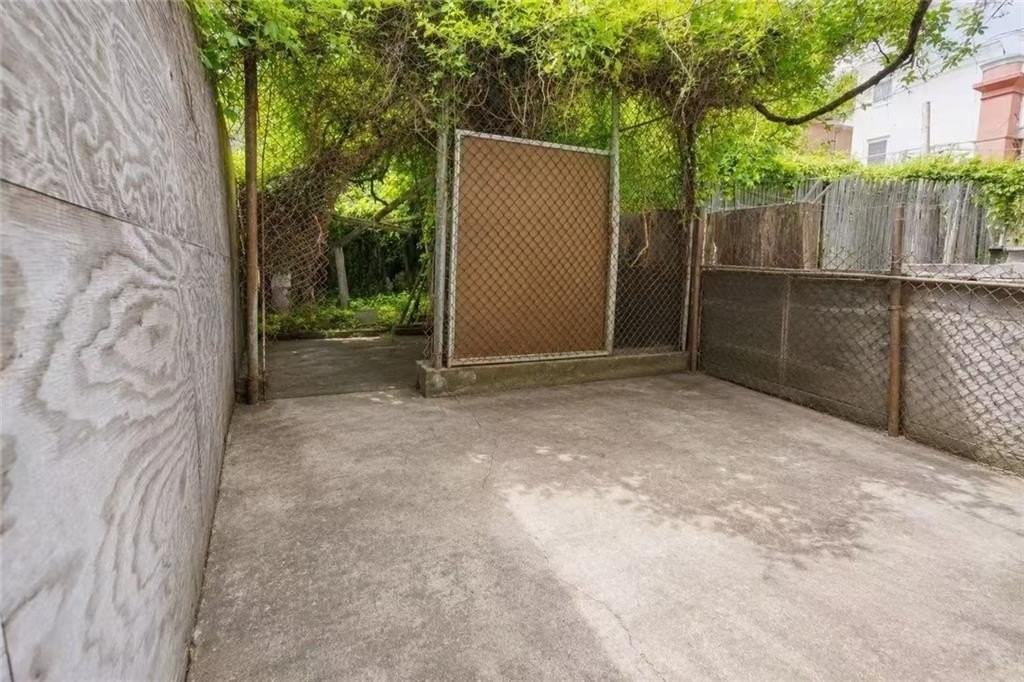 5910 Fort Hamilton Pkwy - Photo 6 of 9