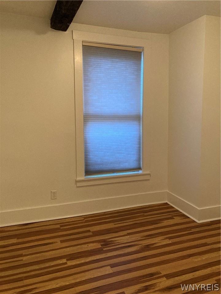 76 Tracy St #5 - Photo 4 of 8