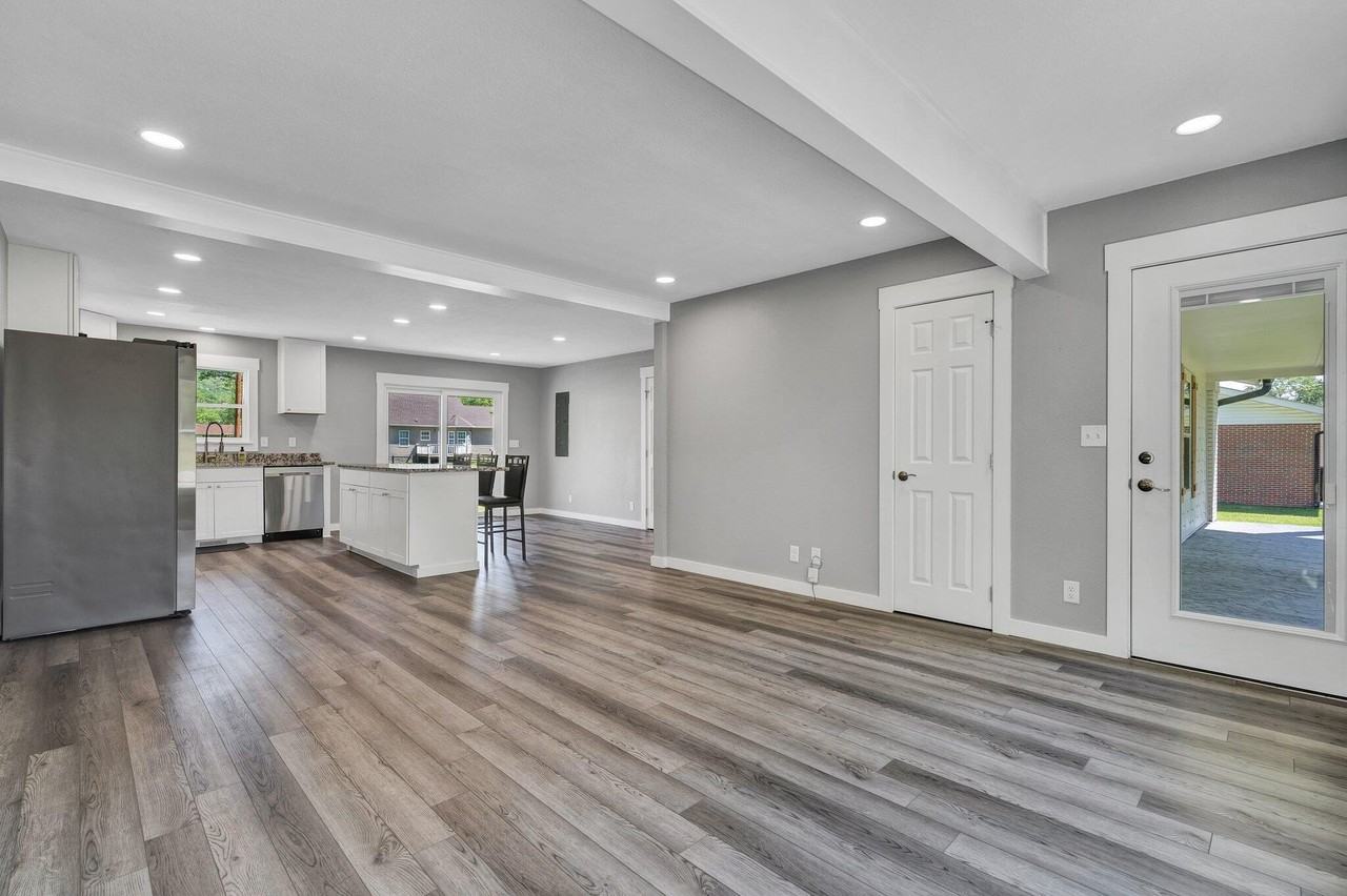 410 Marshall Hall Rd - Photo 5 of 32