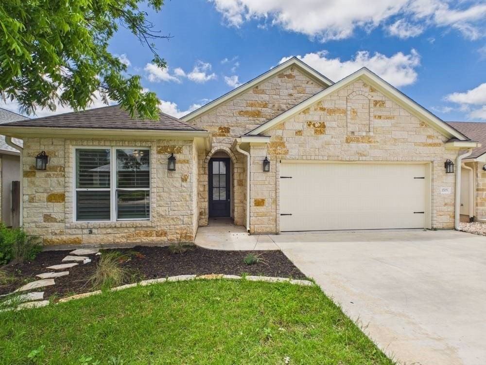 1705 Cherrywood Dr - Photo 2 of 29
