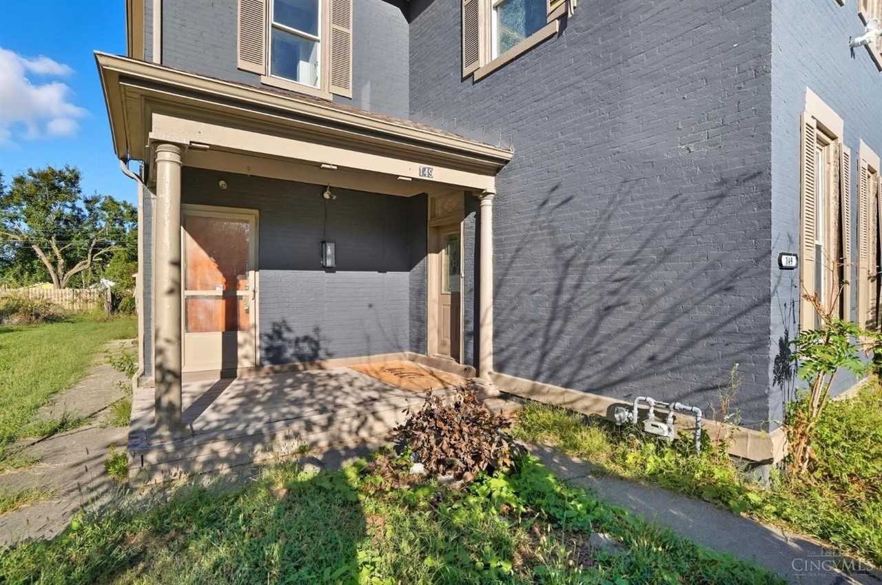 149 Boltin St - Photo 2 of 34