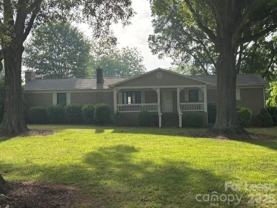 2725 Sloop Rd - Photo 1 of 1