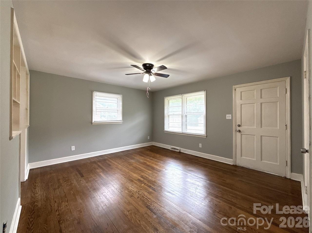 4434 Brooktree Dr - Photo 2 of 11