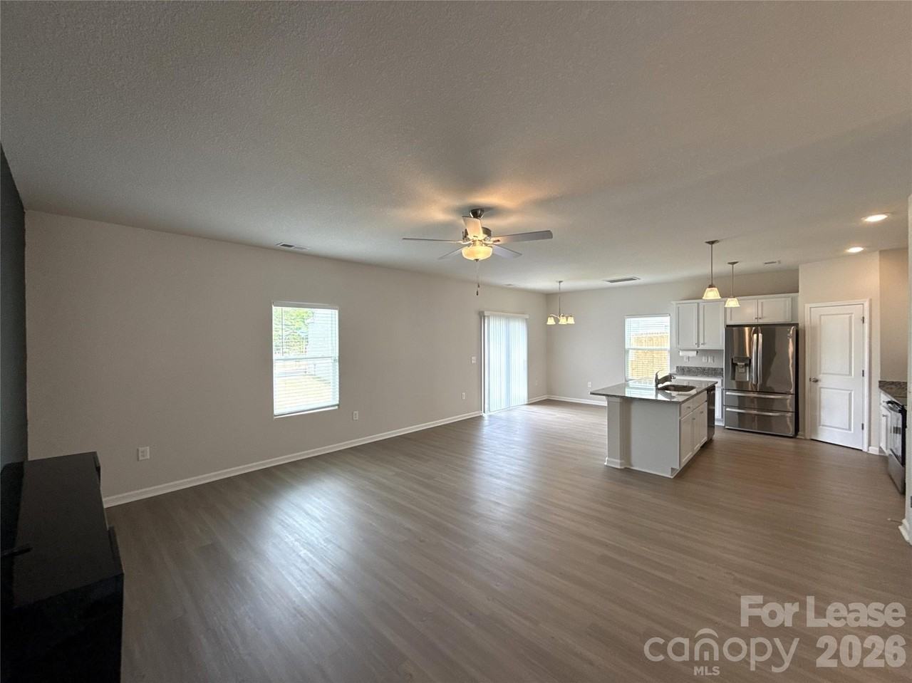 6225 Lowe Ln - Photo 5 of 17