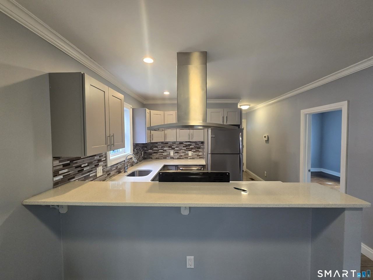 206 Scofield Ave - Photo 2 of 11
