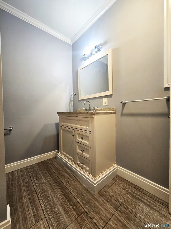 206 Scofield Ave - Photo 7 of 11