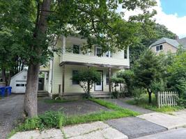 featured image of 61 Clarence St