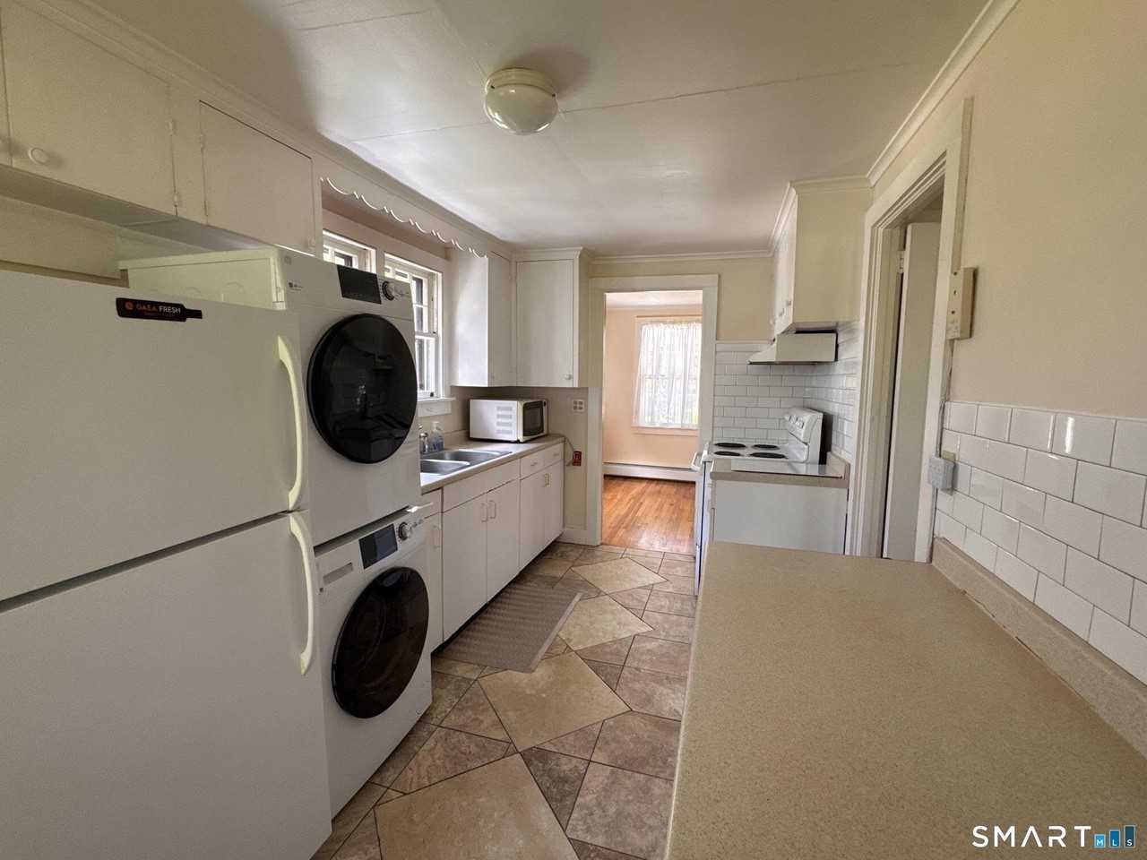 187A E River Rd - Photo 4 of 11