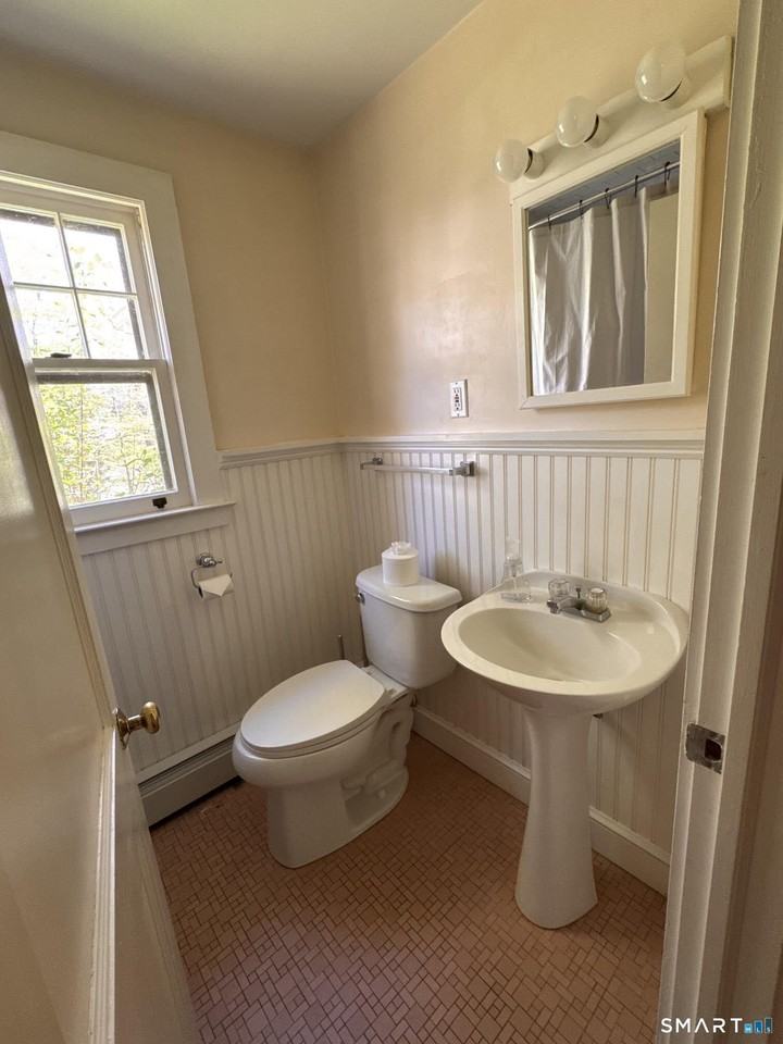 187A E River Rd - Photo 7 of 11