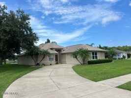 featured image of 1688 Arash Cir