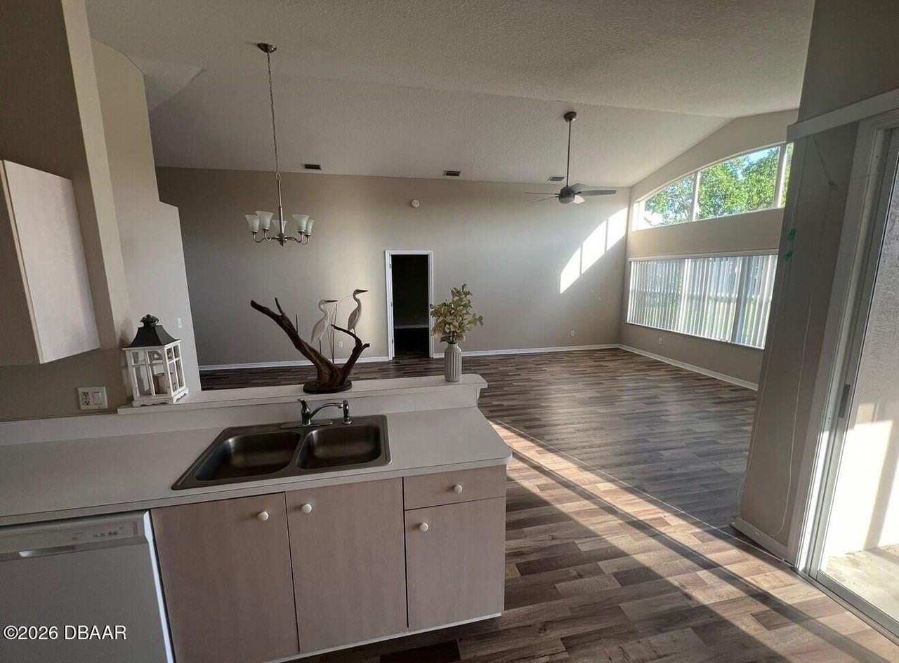 1688 Arash Cir - Photo 7 of 7