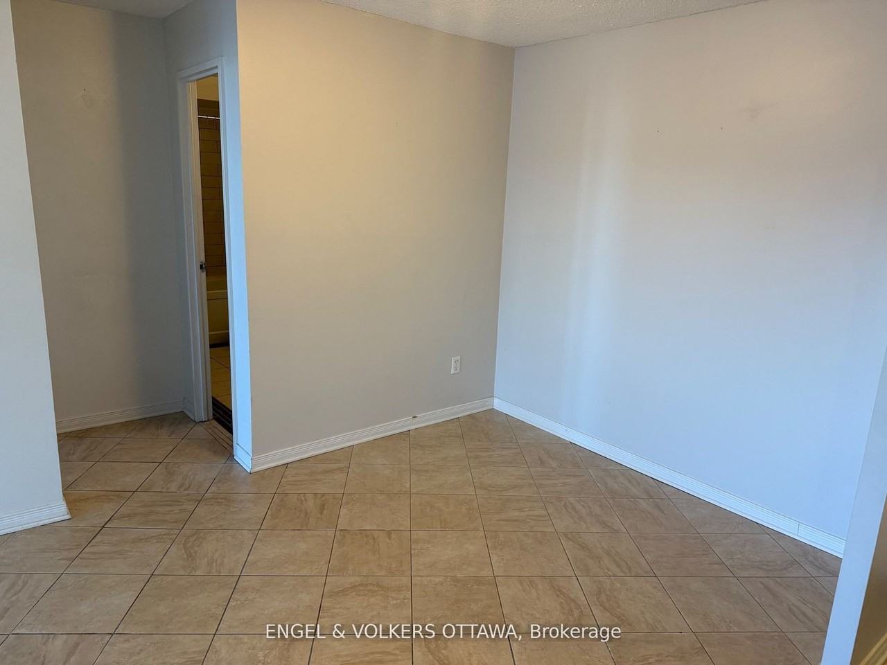 1081 Ambleside Tower I Apts. - Photo 7 of 29