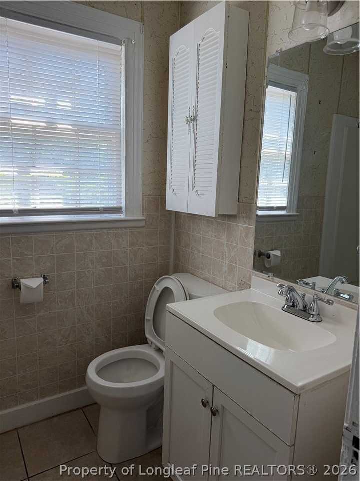 216 Brainerd Ave - Photo 6 of 8