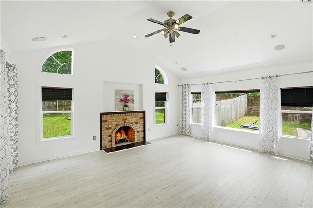 5291 Manhasset Cv - Photo 4 of 18