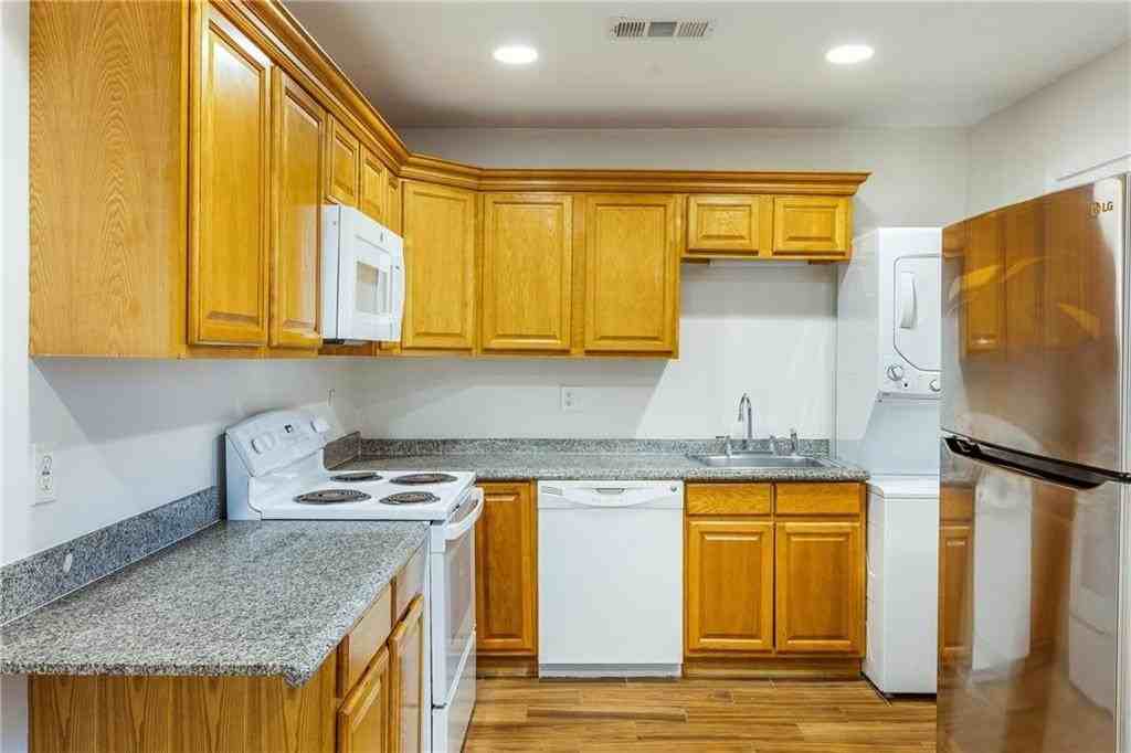 834 Wilson Cir Sw - Photo 6 of 22