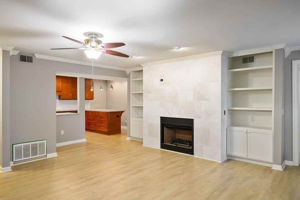 558 Emory Oaks Way - Photo 4 of 23