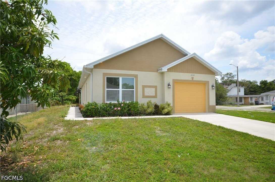 2197 Davis Ct - Photo 3 of 16