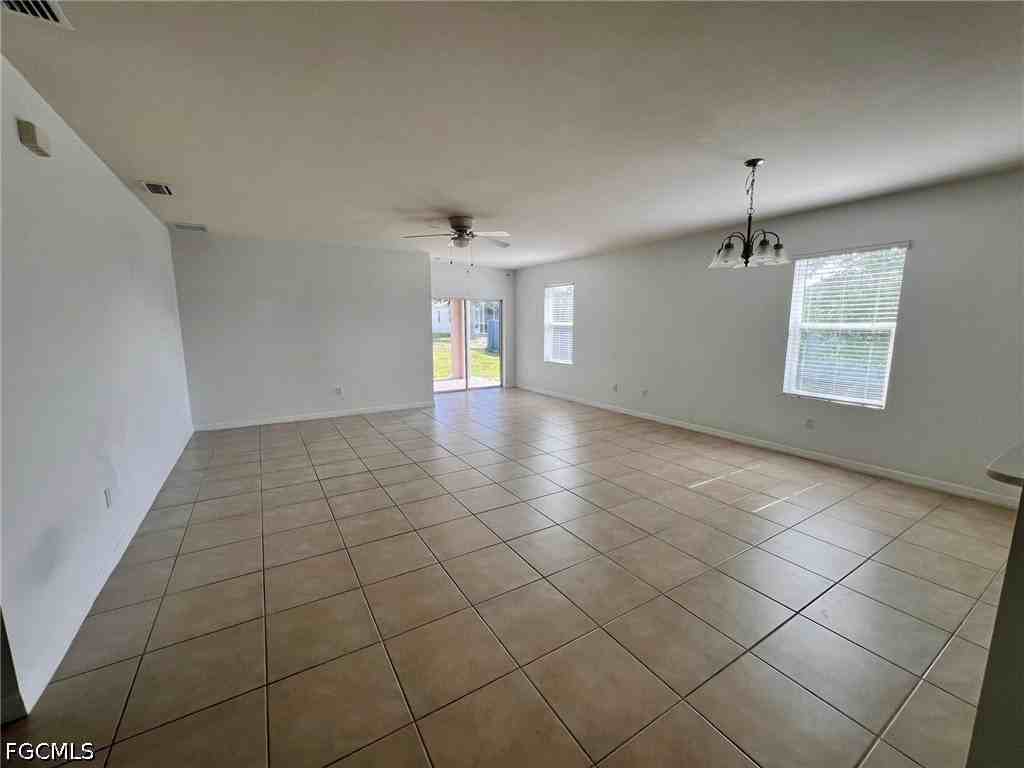 103 Nw 7th St - Photo 4 of 8