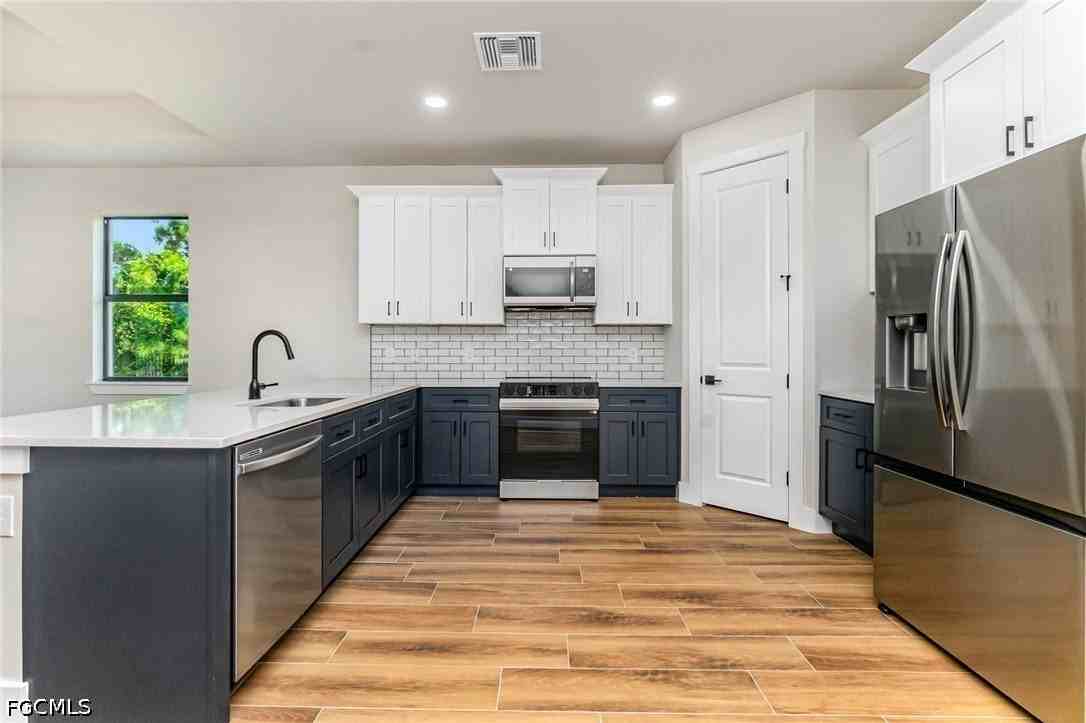 4157 Nw 39th Ave - Photo 2 of 16