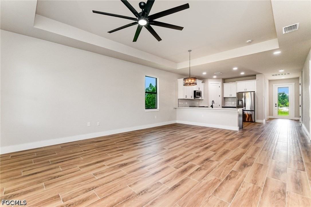 4157 Nw 39th Ave - Photo 5 of 16