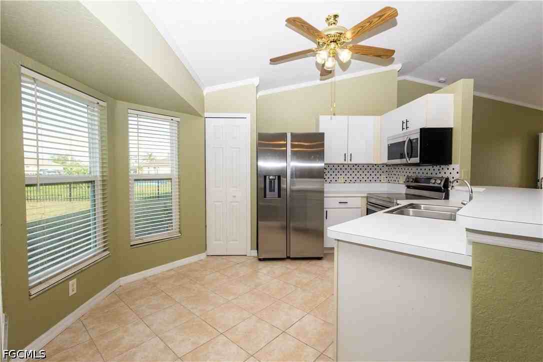 25324 Lychee Ct - Photo 5 of 18